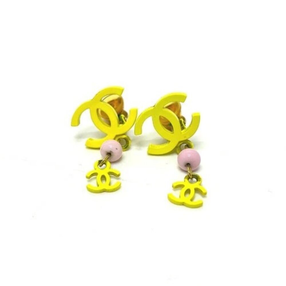 CHANEL A21871 03S CC Mark 2 series Accessories Earrings Metal yellow/pink - Picture 1 of 9